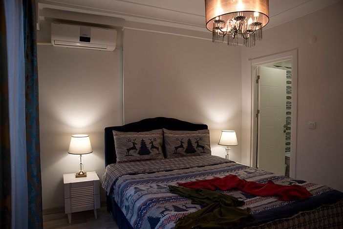 The Velvet Suite'in yatak odası