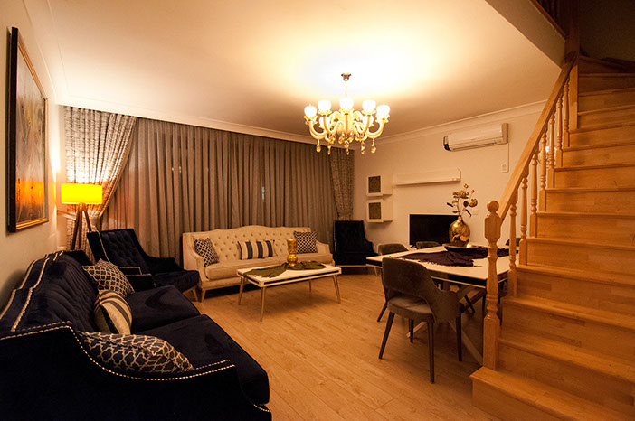 The Grand Salon iç mekânından bir kare